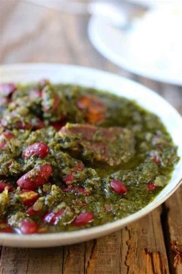  Ghormeh Sabzi:  Thưởng Thức Hương Vị Đậm Đà Của Rau Xanh & Thịt Cừu Trong Món Ăn Truyền Thống Của Iran!